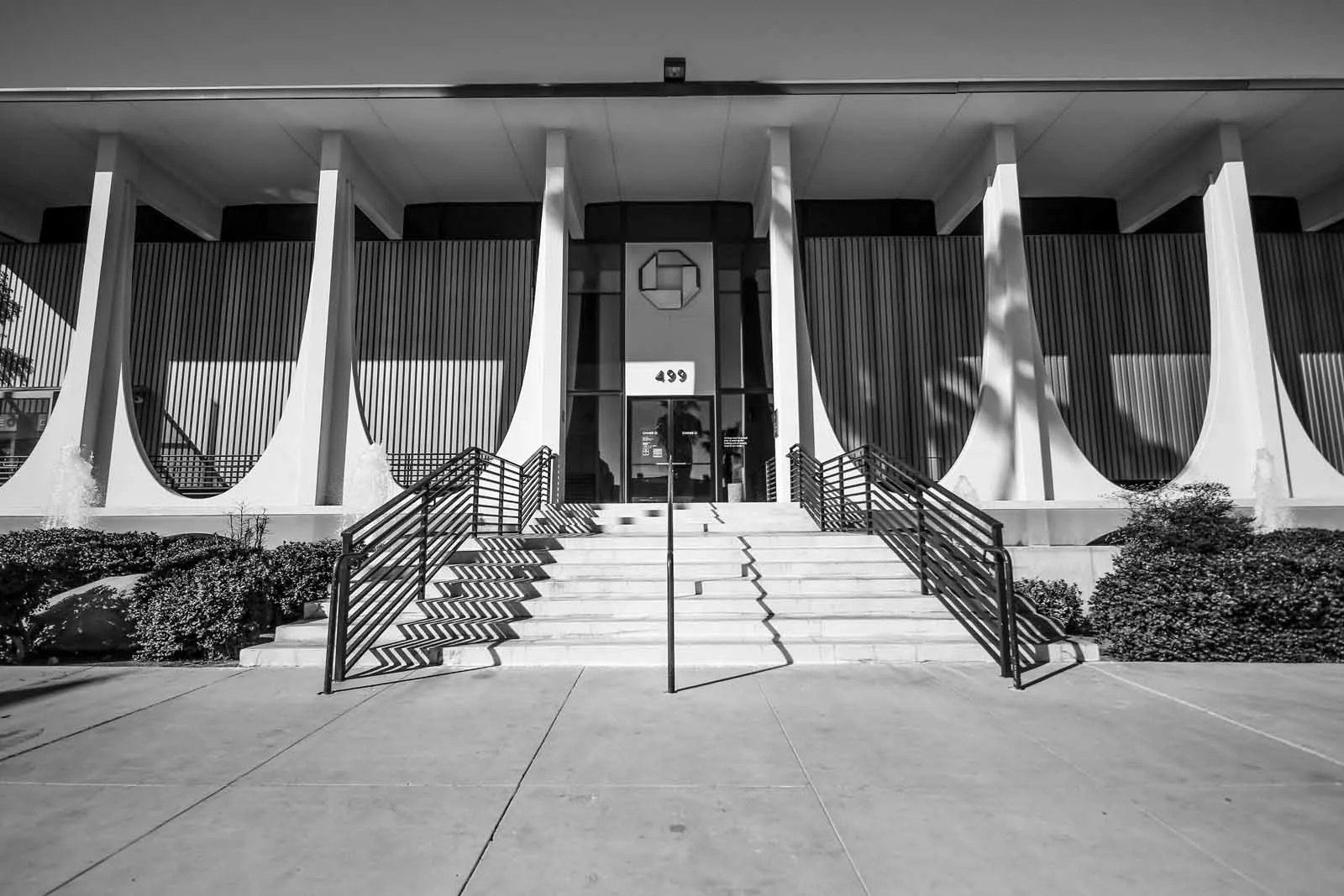 2016 PS BW ARCHITECTURE-2.JPG