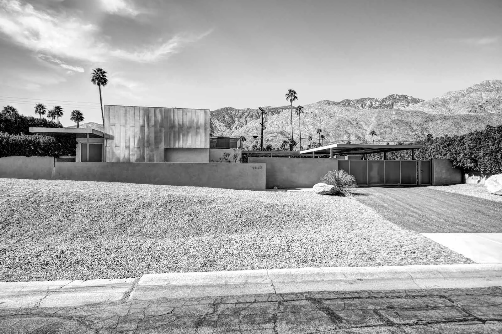 2016 PS BW ARCHITECTURE-15.JPG