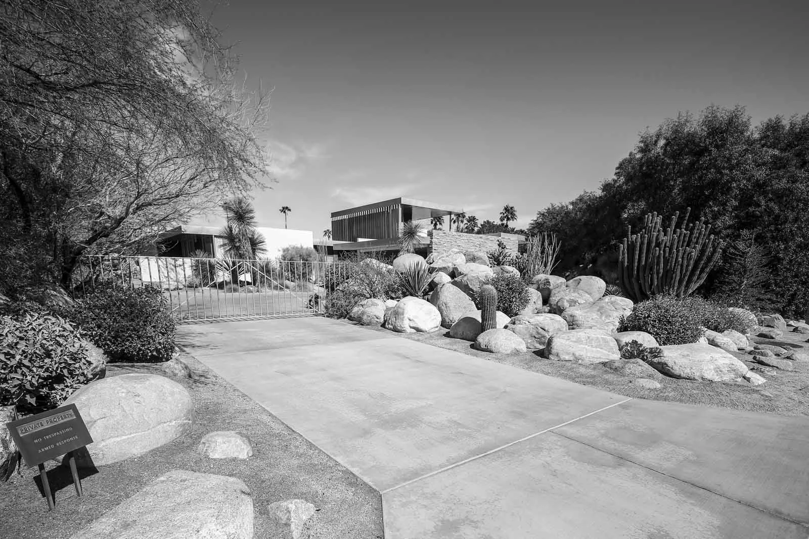 2016 PS BW ARCHITECTURE-20.JPG