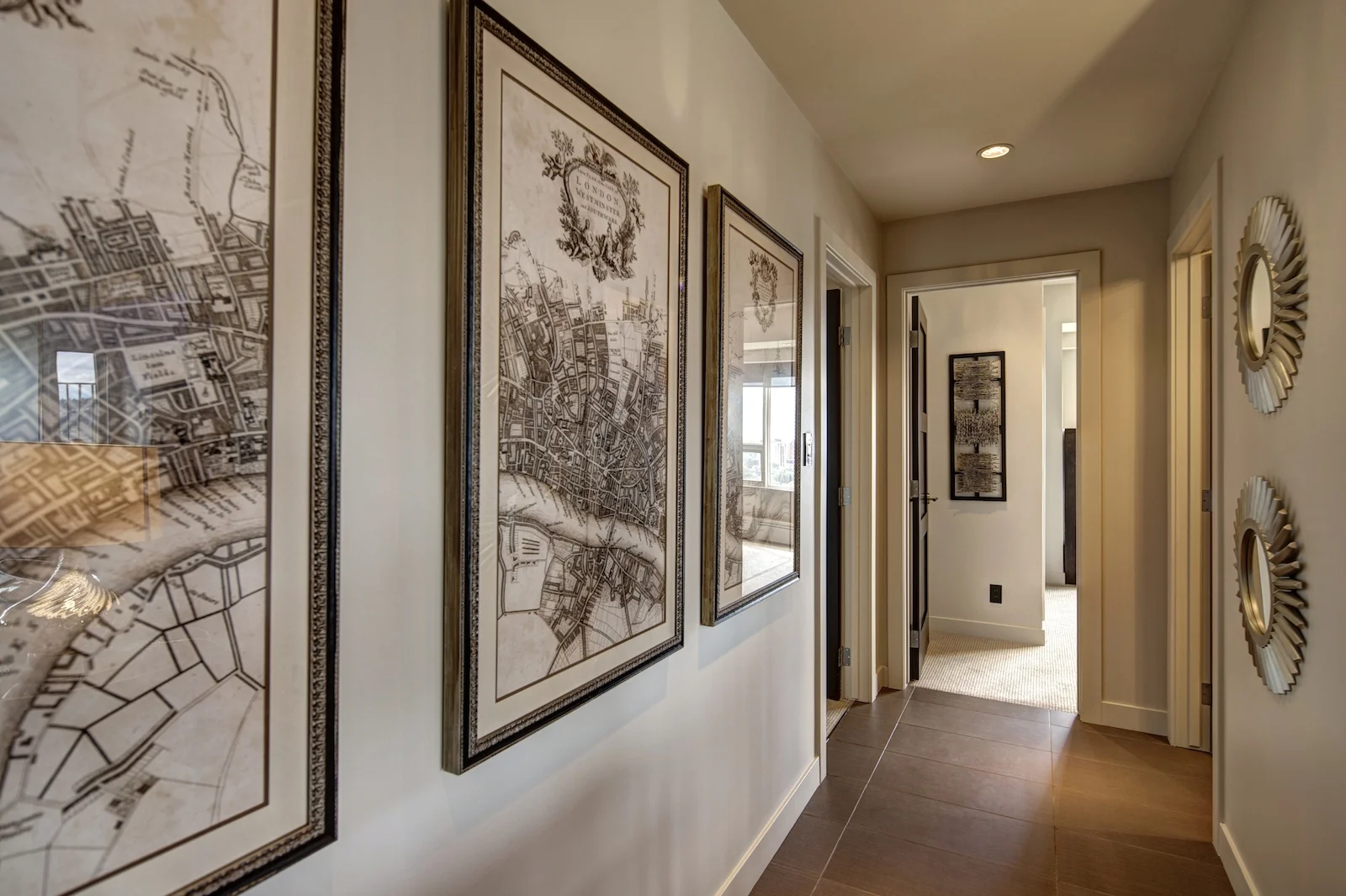 2014 2110 FOYER 3.jpg