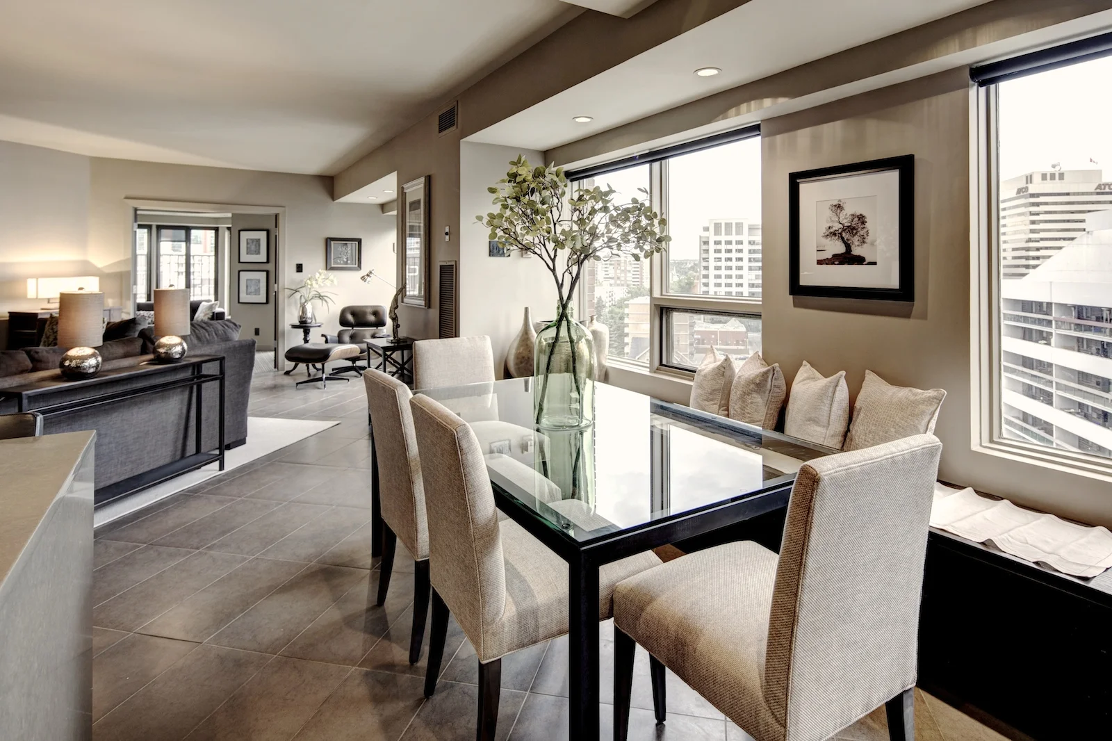 2014 1120 DINING 2.jpg