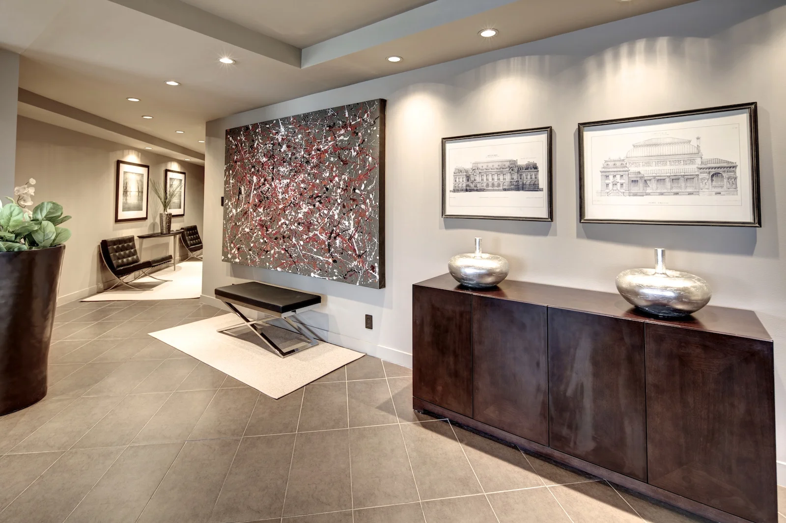 2014 1120 FOYER 1.jpg