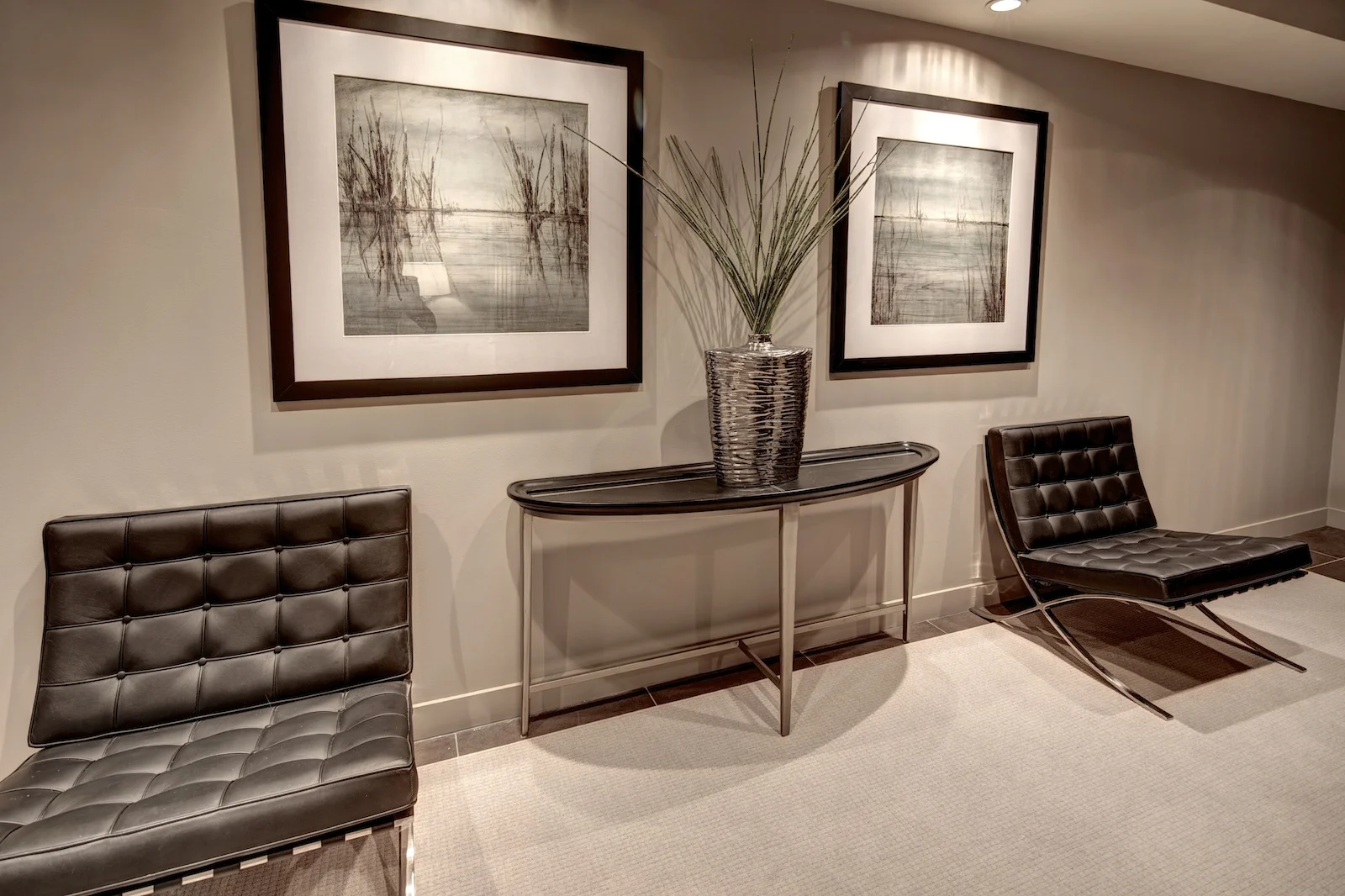 2014 1120 FOYER 3.jpg