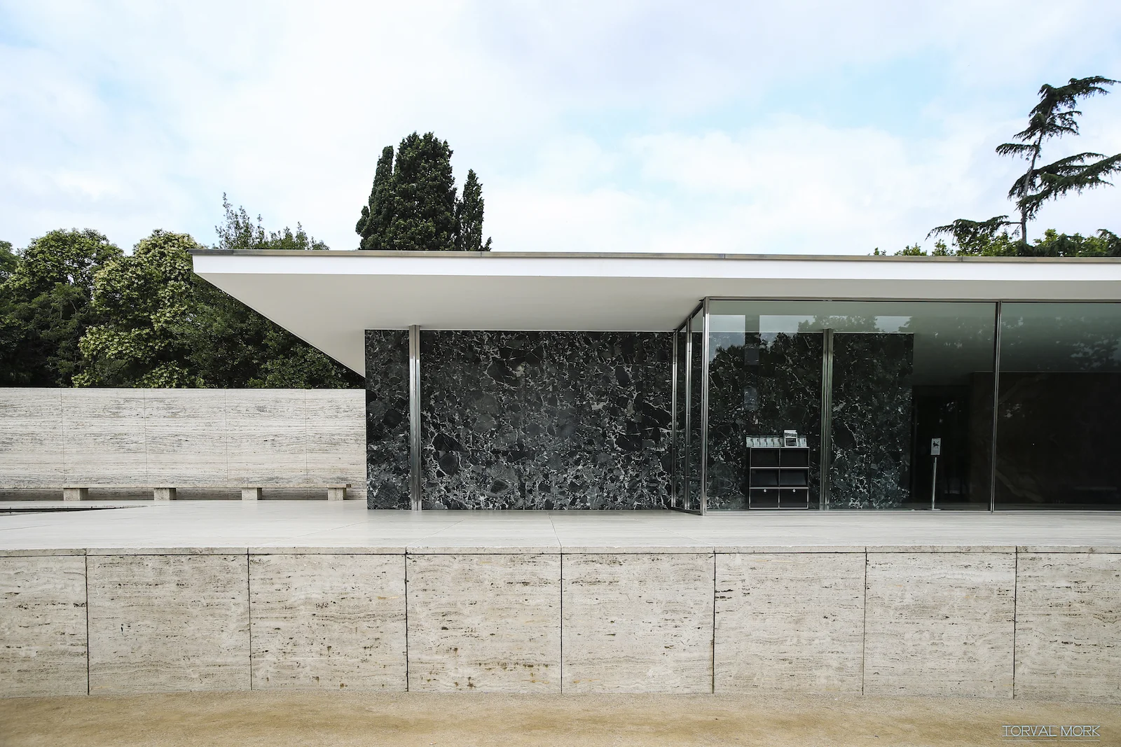 2016 BARCELONA PAVILLION-1.JPG