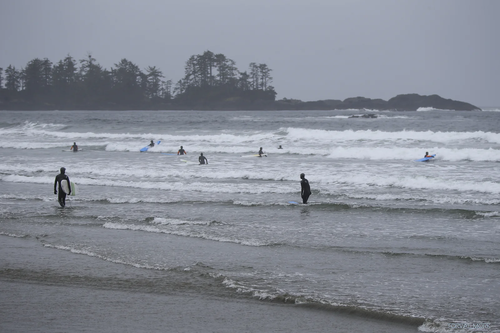 2017 TOFINO SURFERS-6.JPG