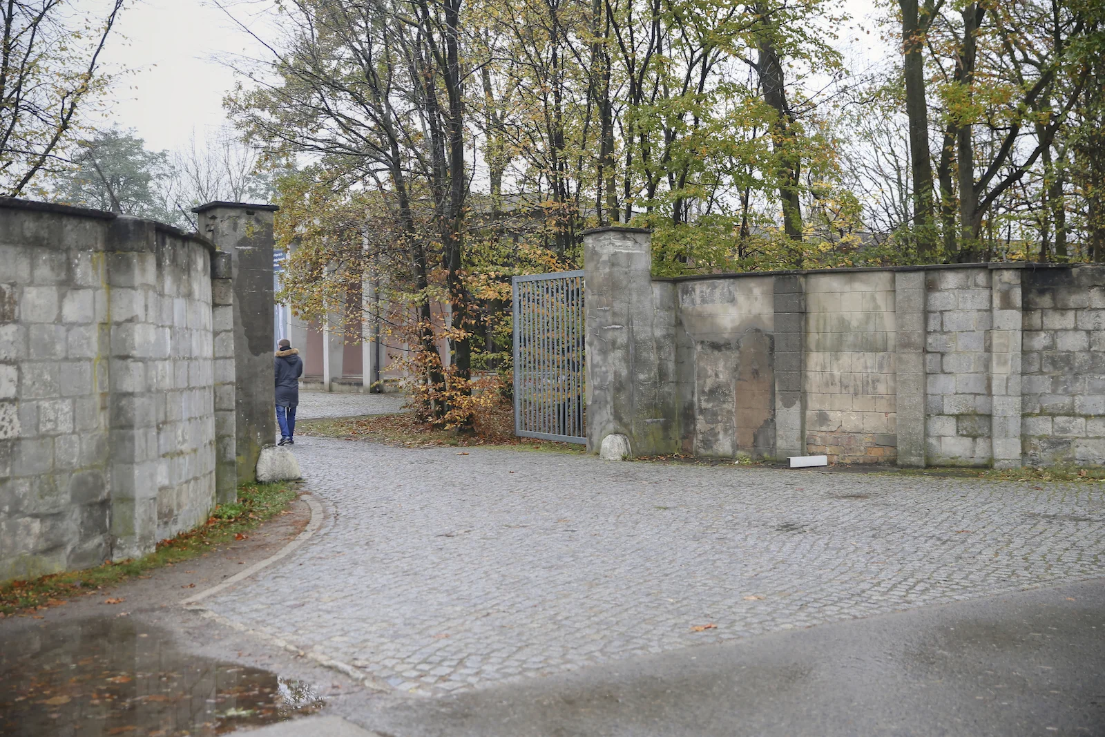 2017 FALL BREAK BERLIN SACHSENHOUSEN-3.JPG