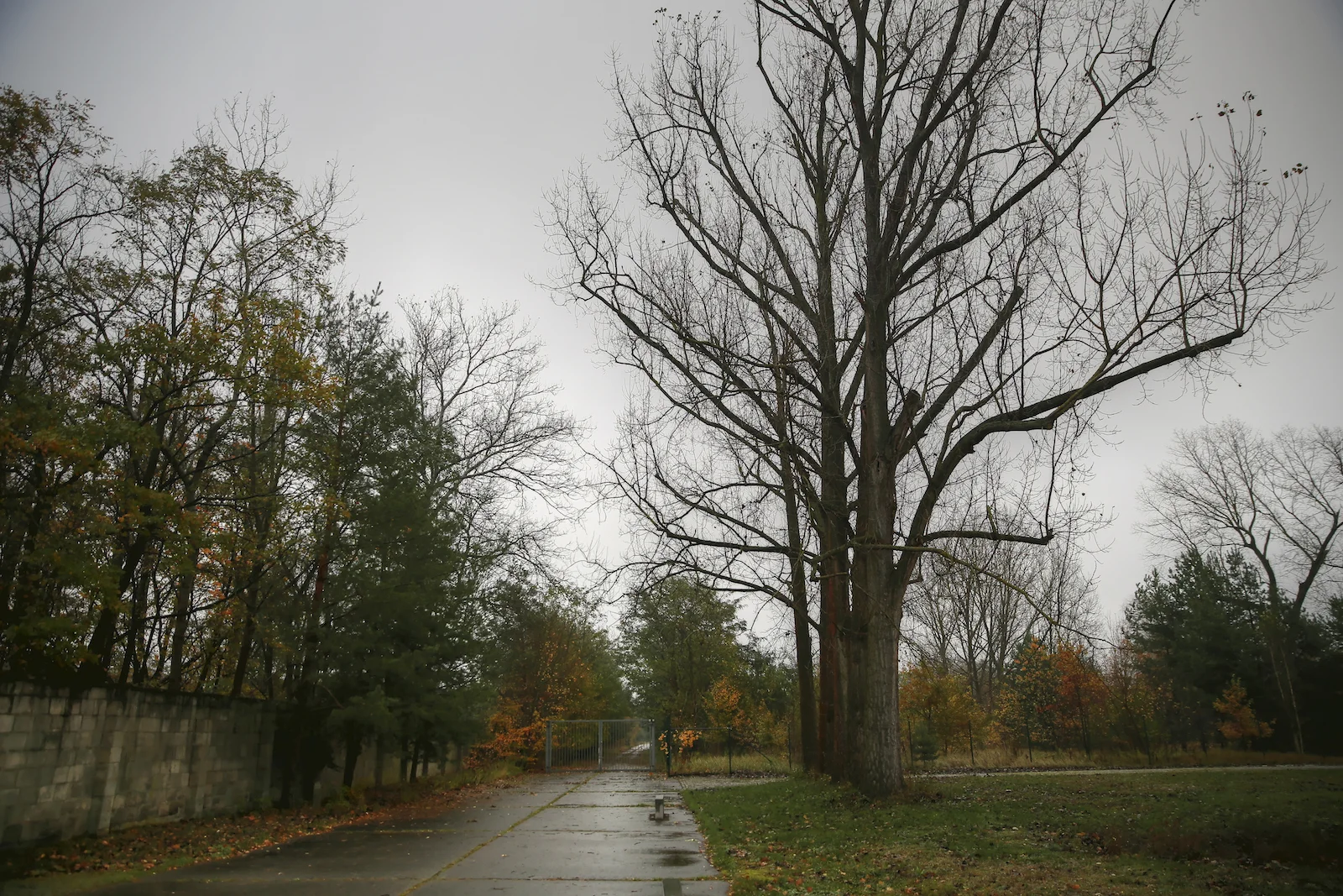 2017 FALL BREAK BERLIN SACHSENHOUSEN-4.JPG