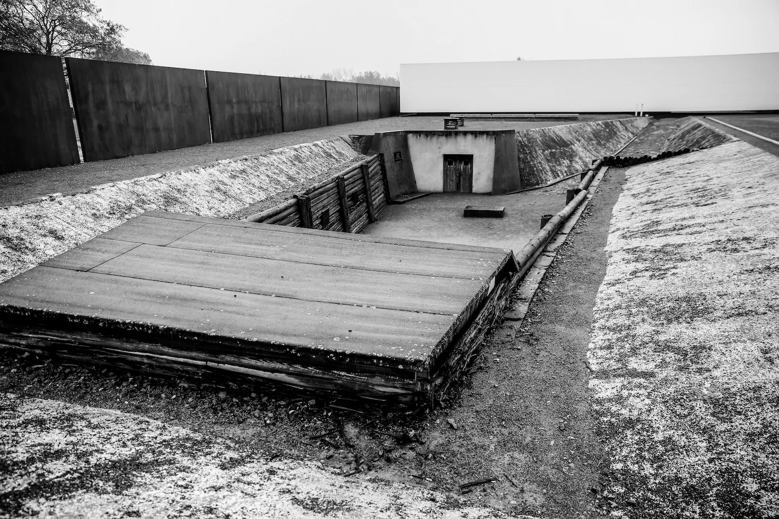 2017 FALL BREAK BERLIN SACHSENHOUSEN-23.JPG