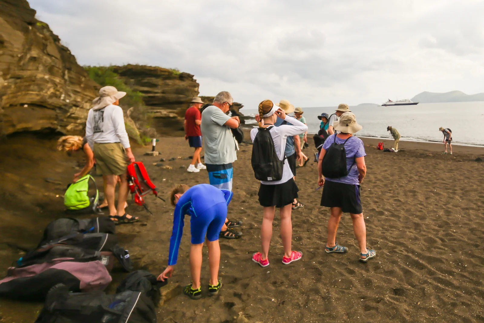 GALAPAGOS FAMILY-12.JPG