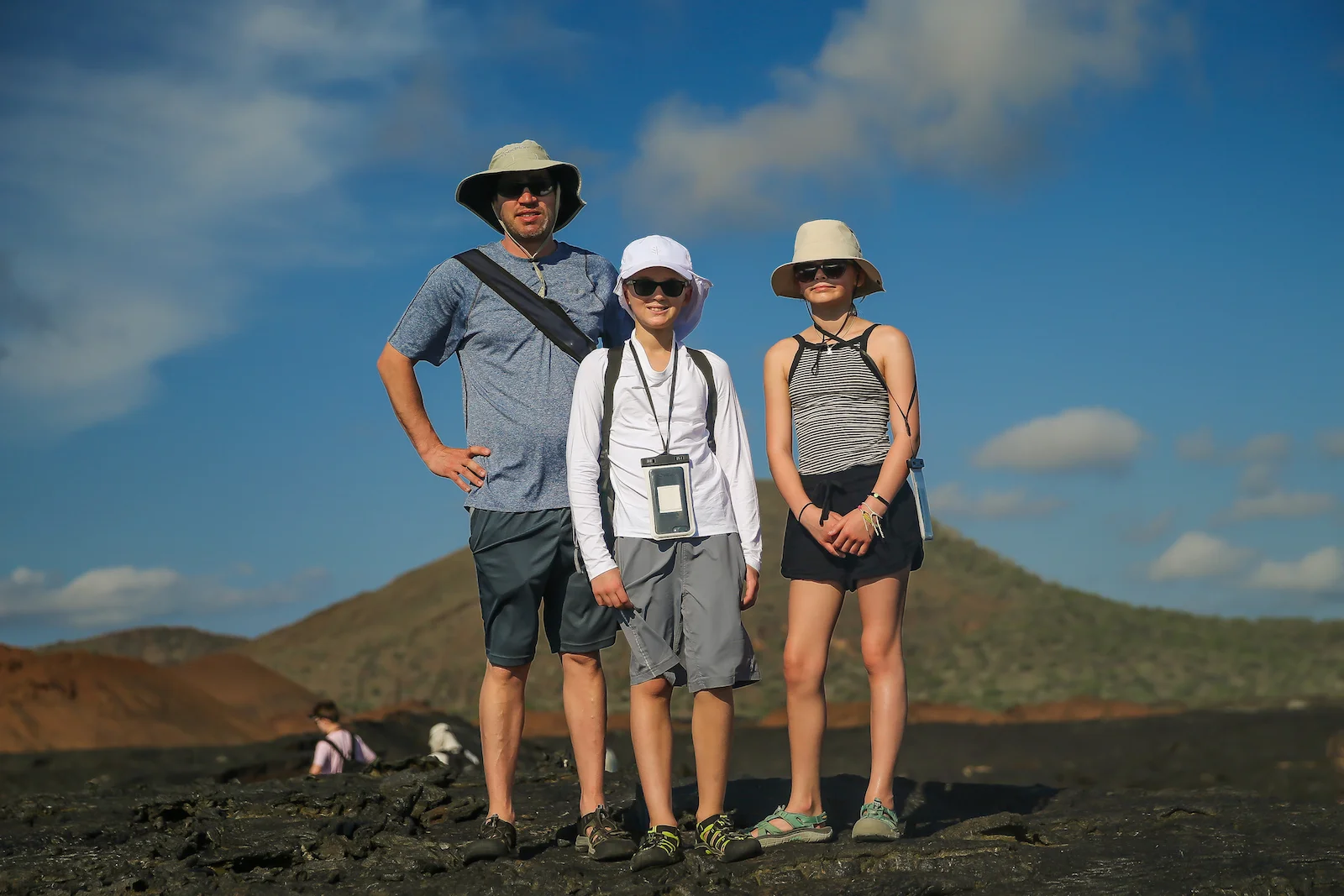 GALAPAGOS FAMILY-31.JPG