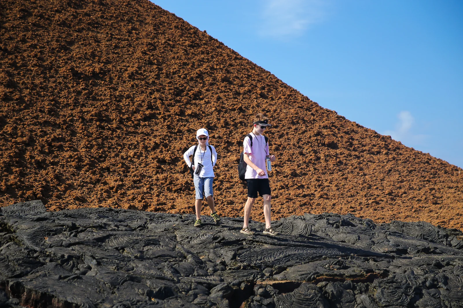 GALAPAGOS FAMILY-32.JPG