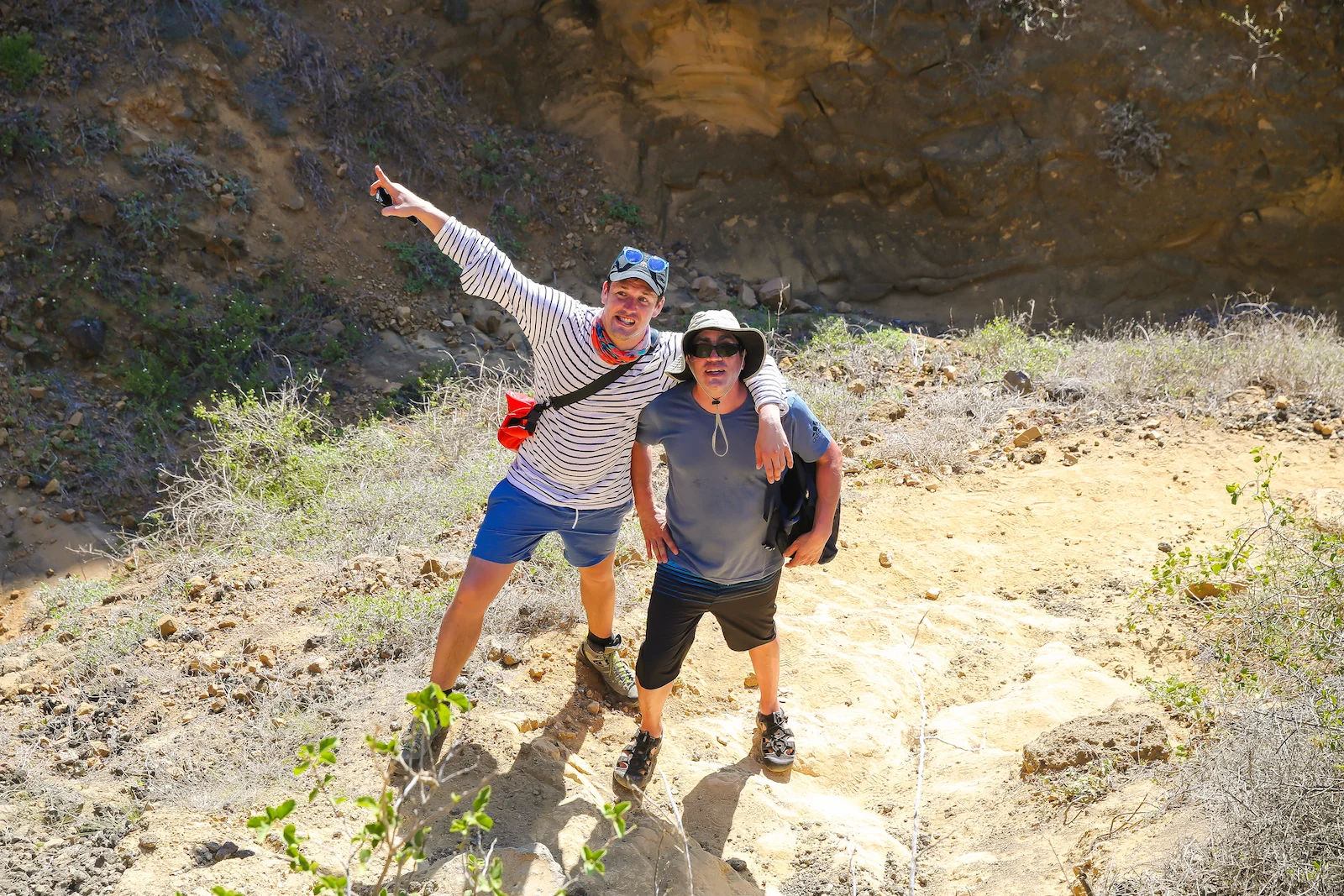 GALAPAGOS FAMILY-59.JPG