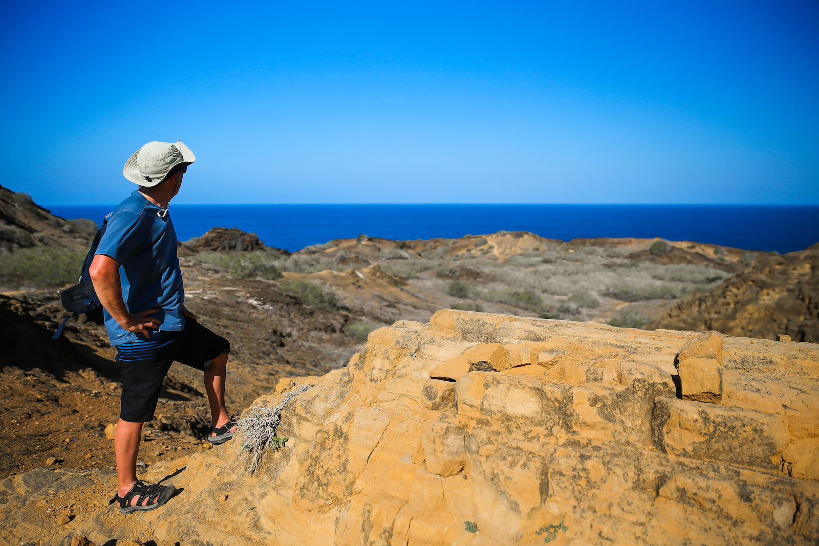 GALAPAGOS FAMILY-64.JPG