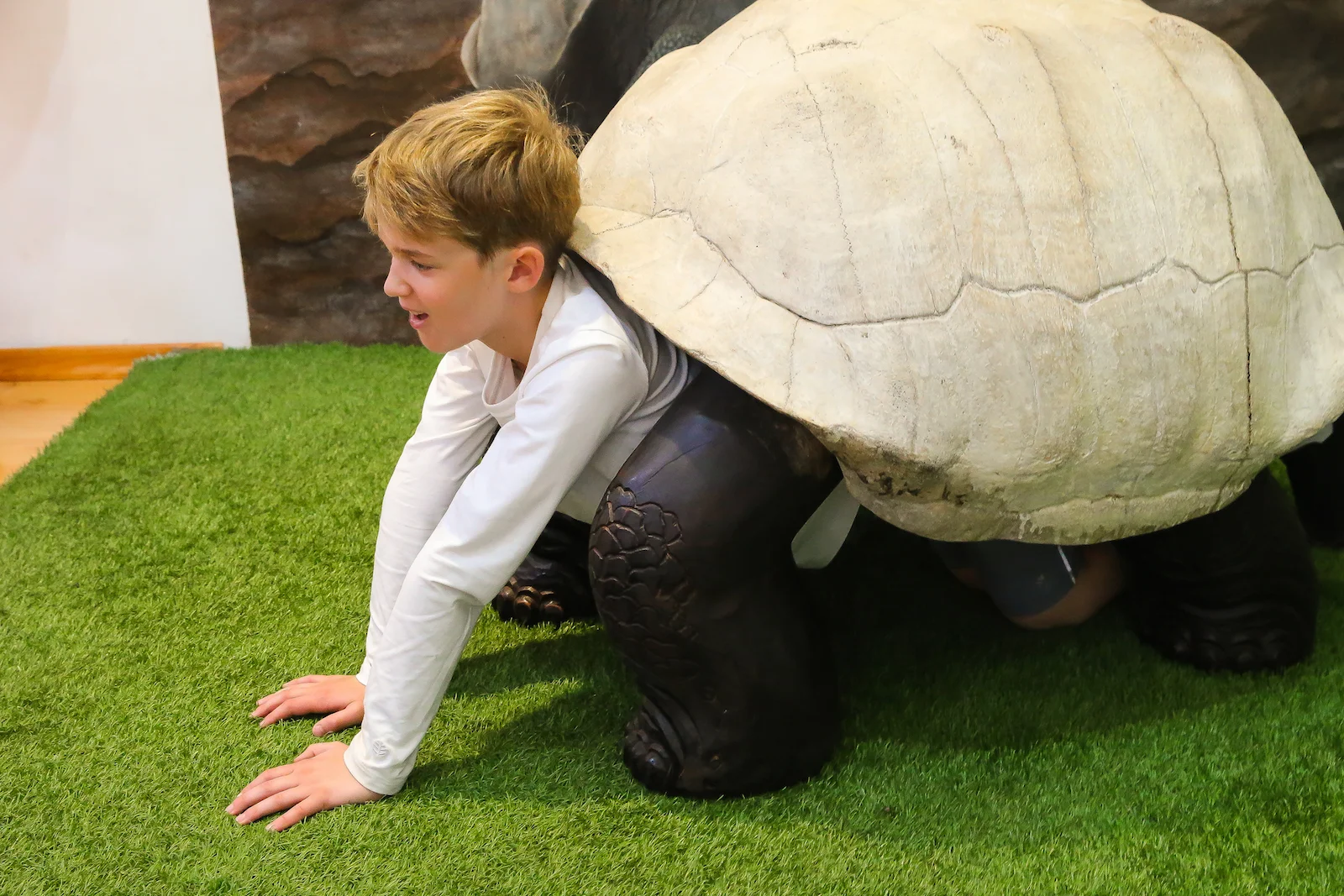 GALAPAGOS FAMILY-72.JPG