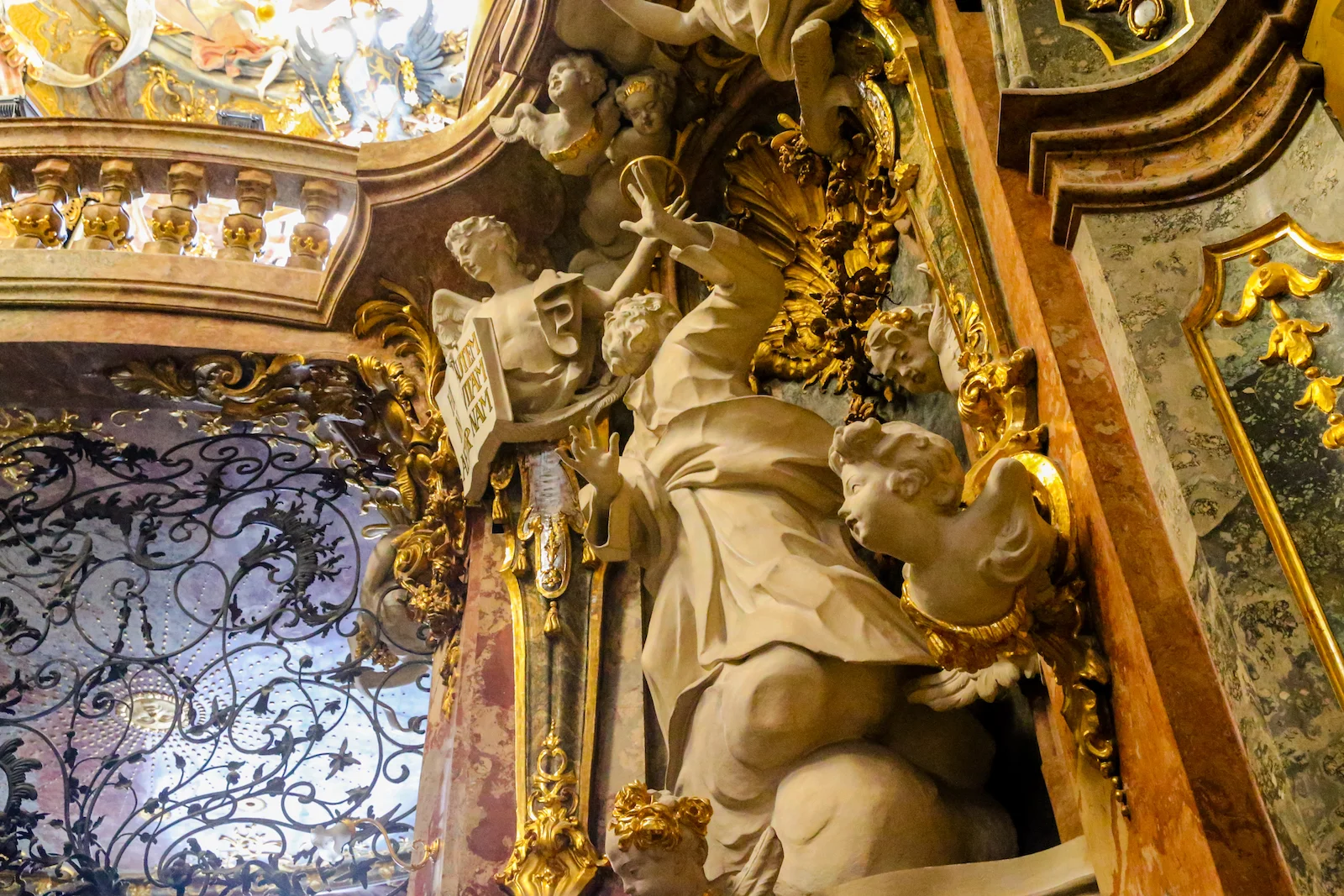 2018 EUROPE FALL-64.JPG