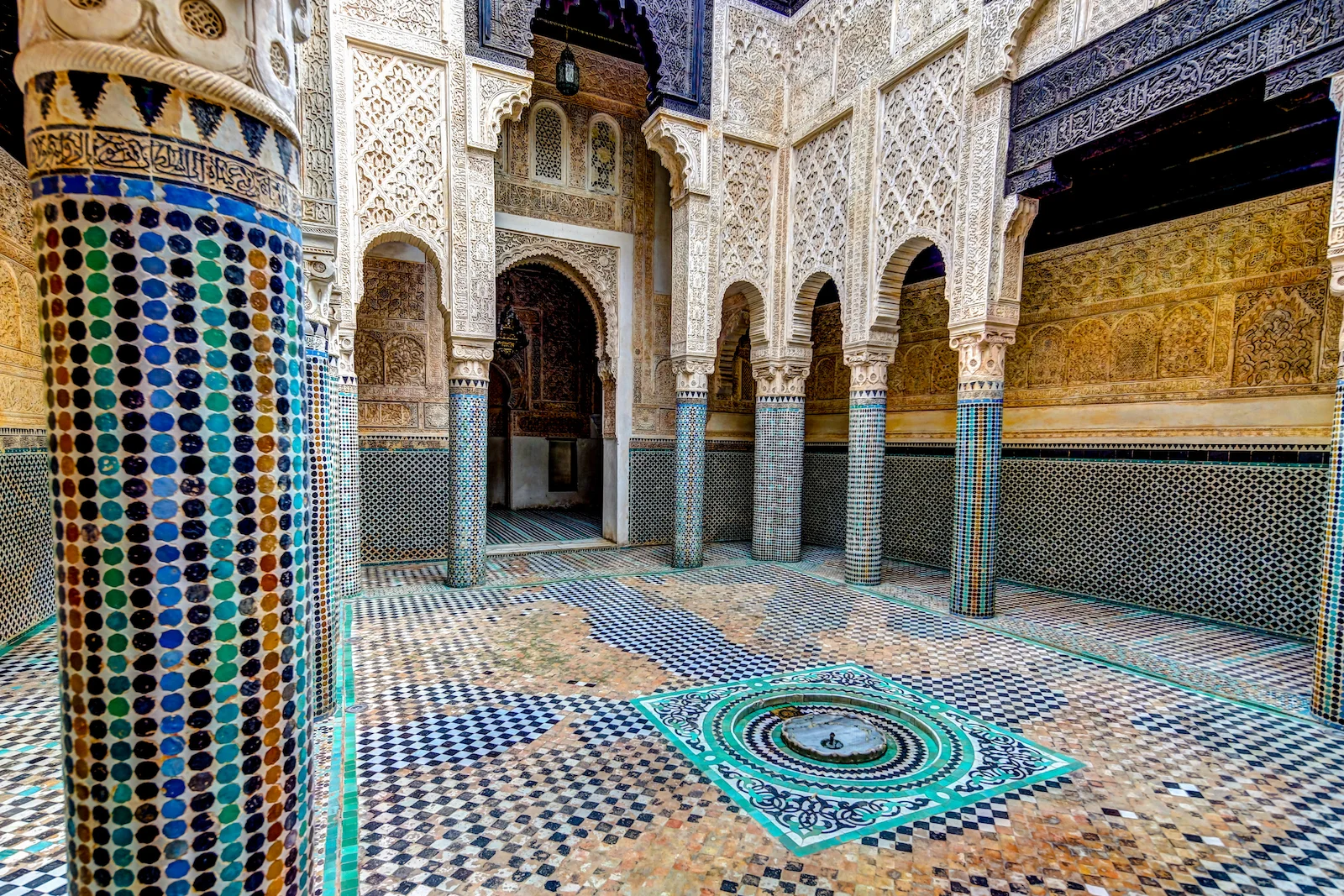 2019 SALE AND RABAT-4.JPG