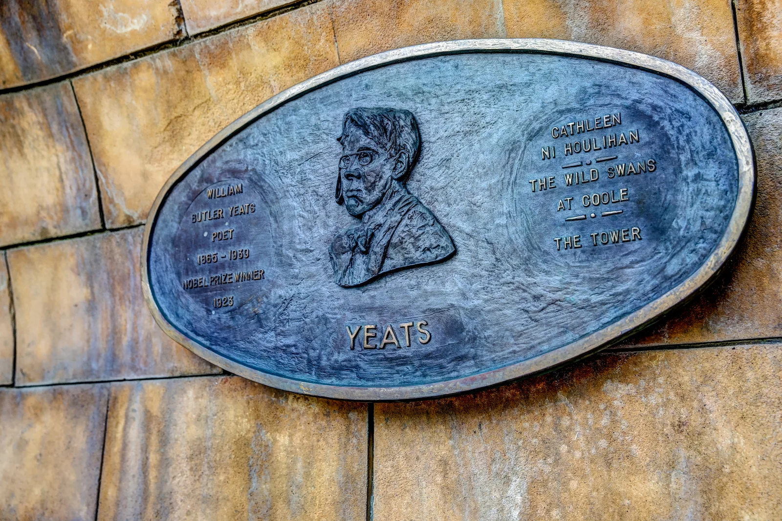 2019 EUROPE - DUBLIN-7.JPG