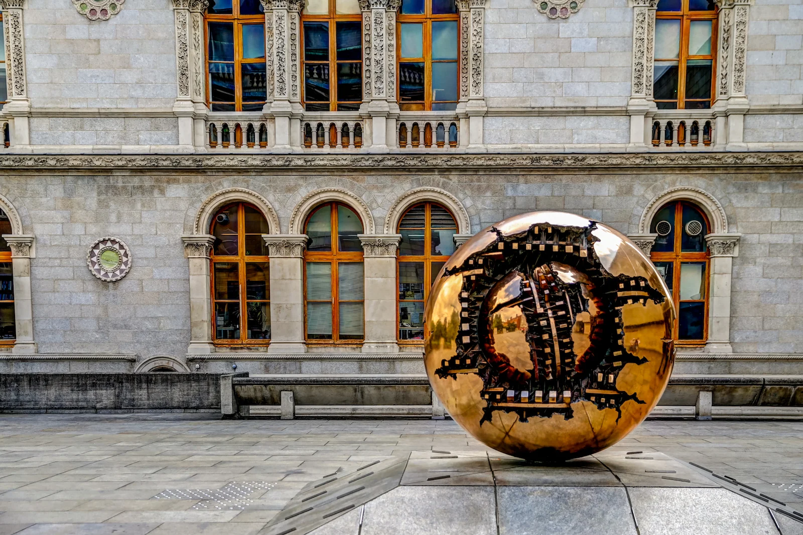 2019 EUROPE - DUBLIN-20.JPG