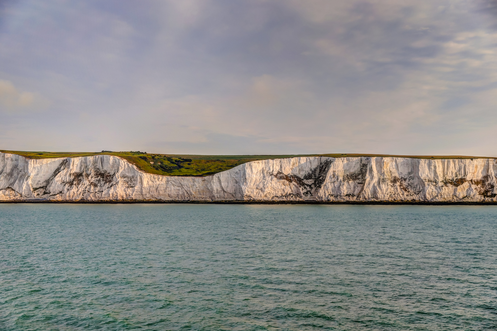 2019 EUROPE - DOVER-4.JPG