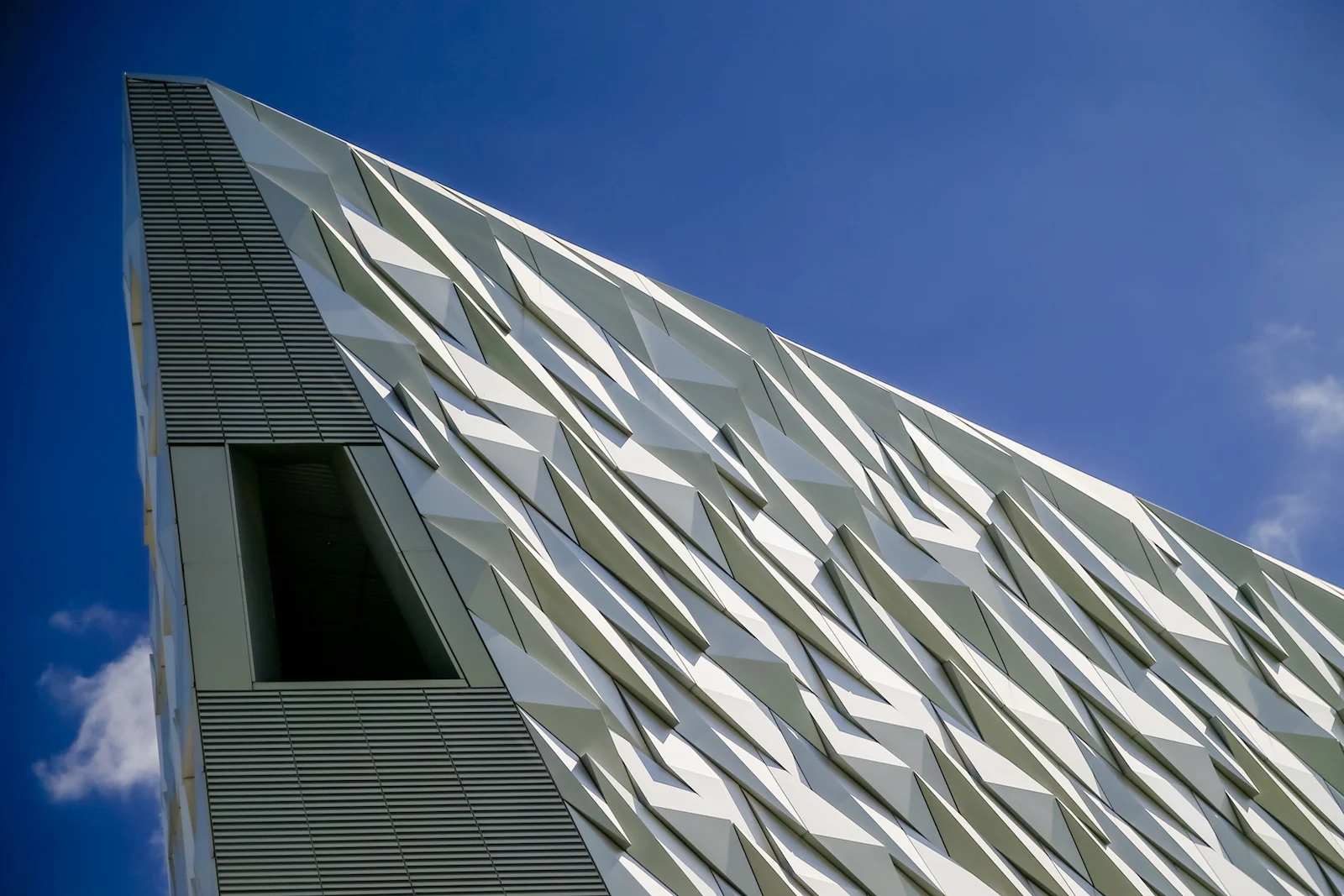 2019 EUROPE - BELFAST-94.JPG