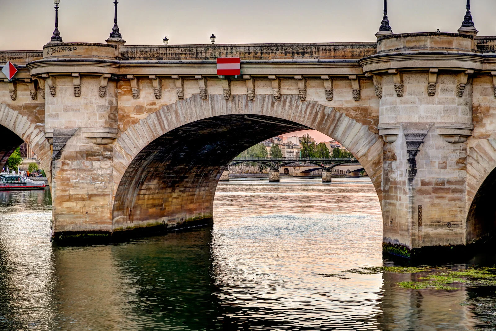 2019 PARIS CITY VIEWS-8.JPG