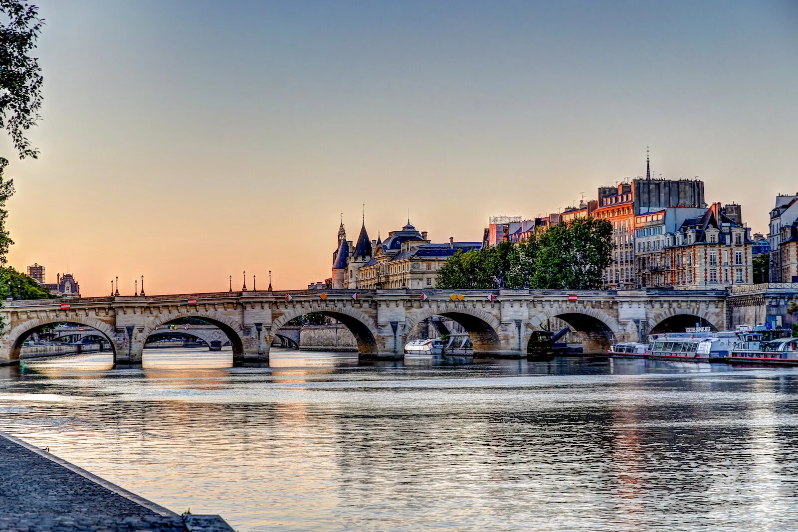 2019 PARIS CITY VIEWS-14.JPG