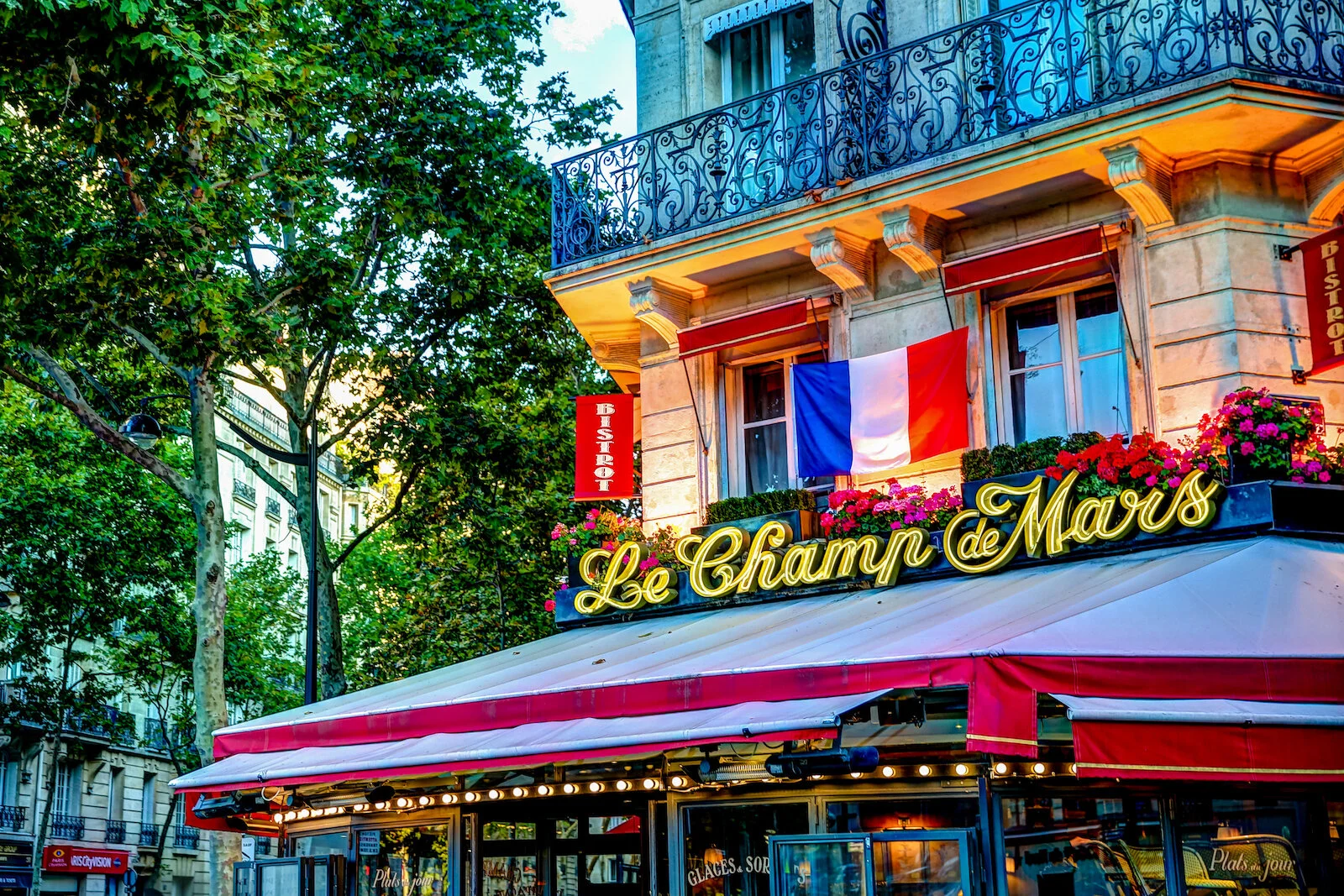 2019 PARIS CITY VIEWS-37.JPG