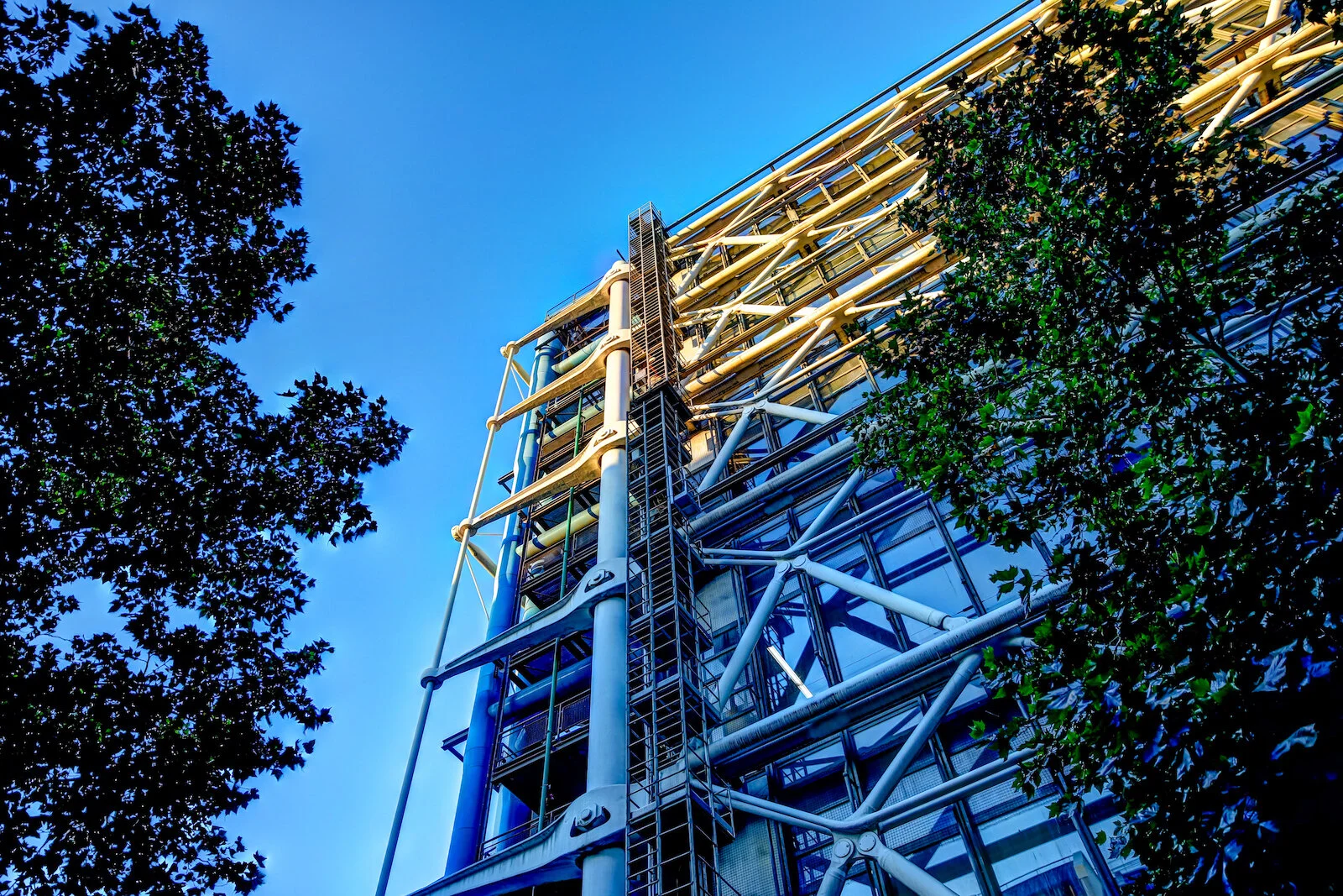 10 2019 PARIS CENTRE POMPIDEAU-.JPG