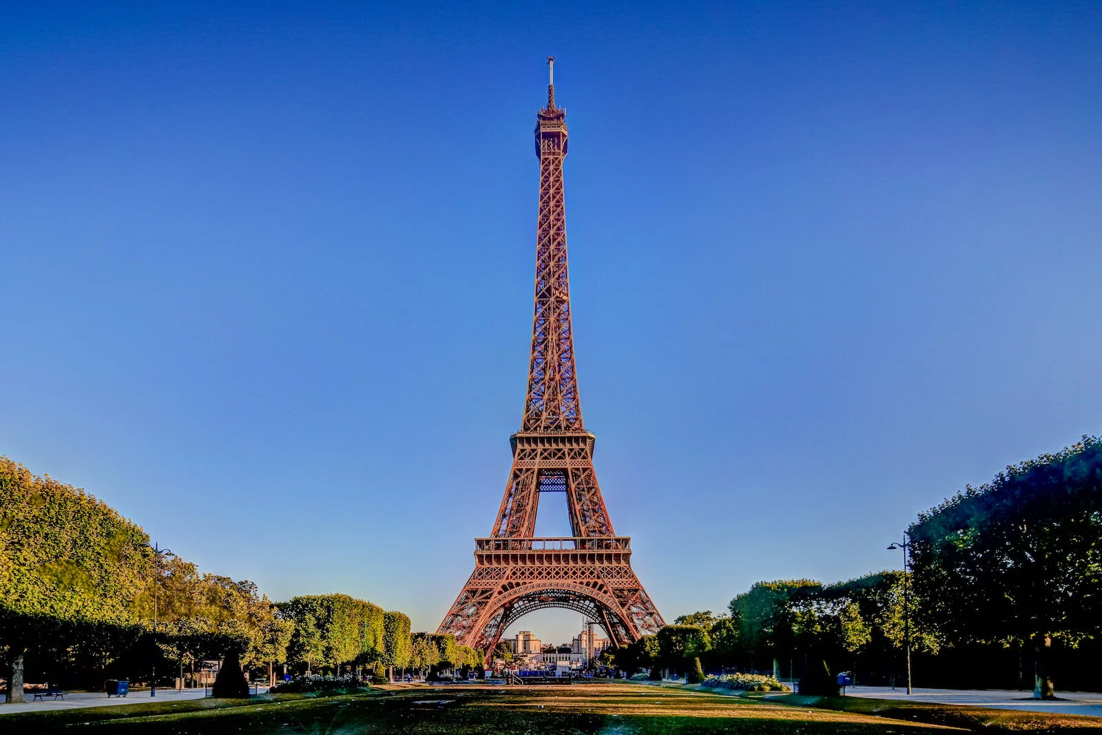 2019 PARIS EIFFEL TOWER-6.JPG