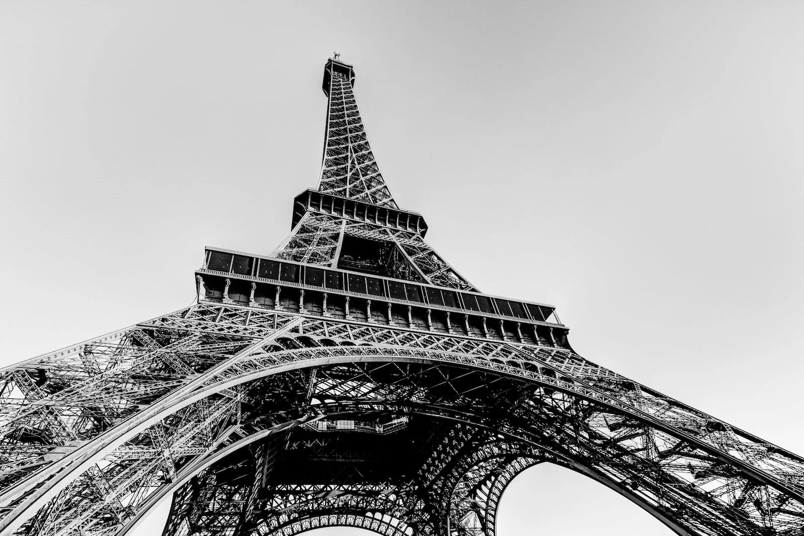 2019 PARIS EIFFEL TOWER-13.JPG