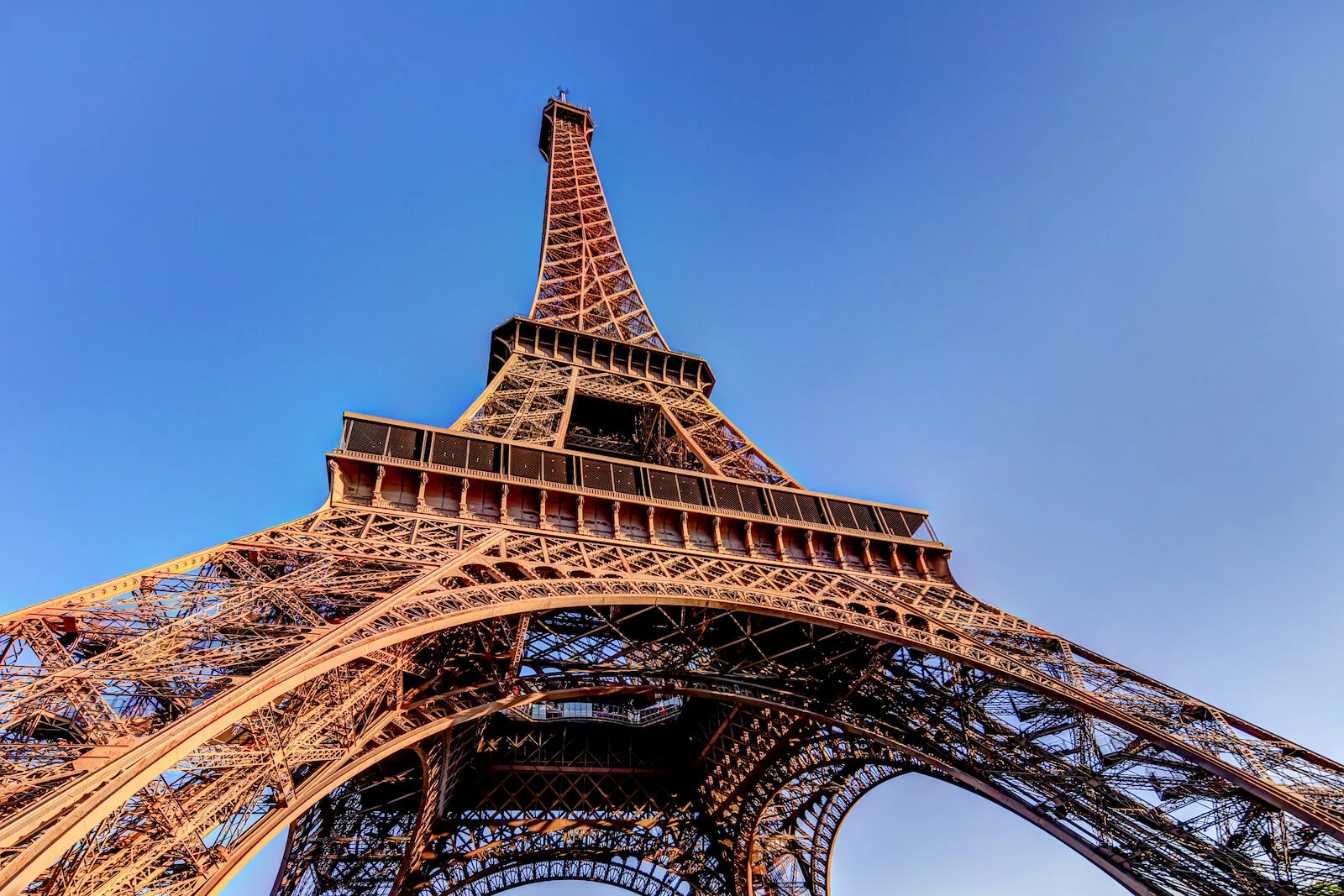 2019 PARIS EIFFEL TOWER-12.JPG