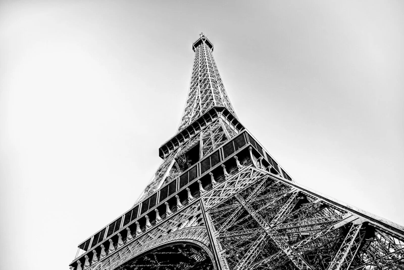 2019 PARIS EIFFEL TOWER-33.JPG