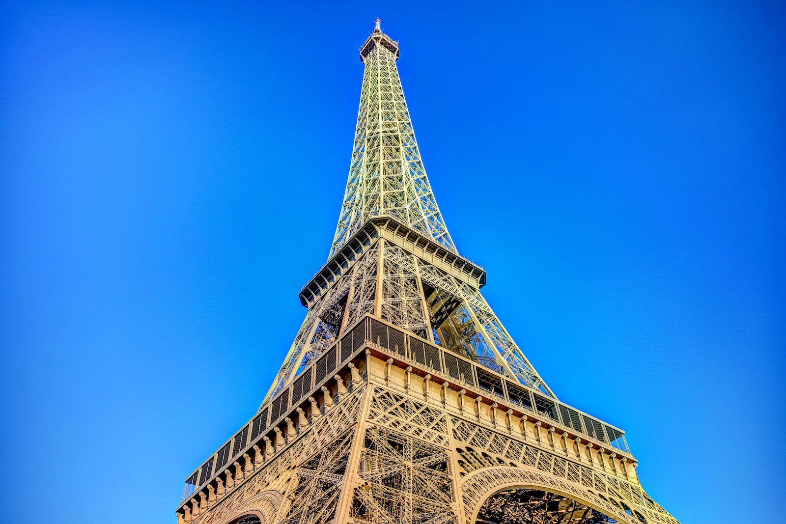 2019 PARIS EIFFEL TOWER-34.JPG