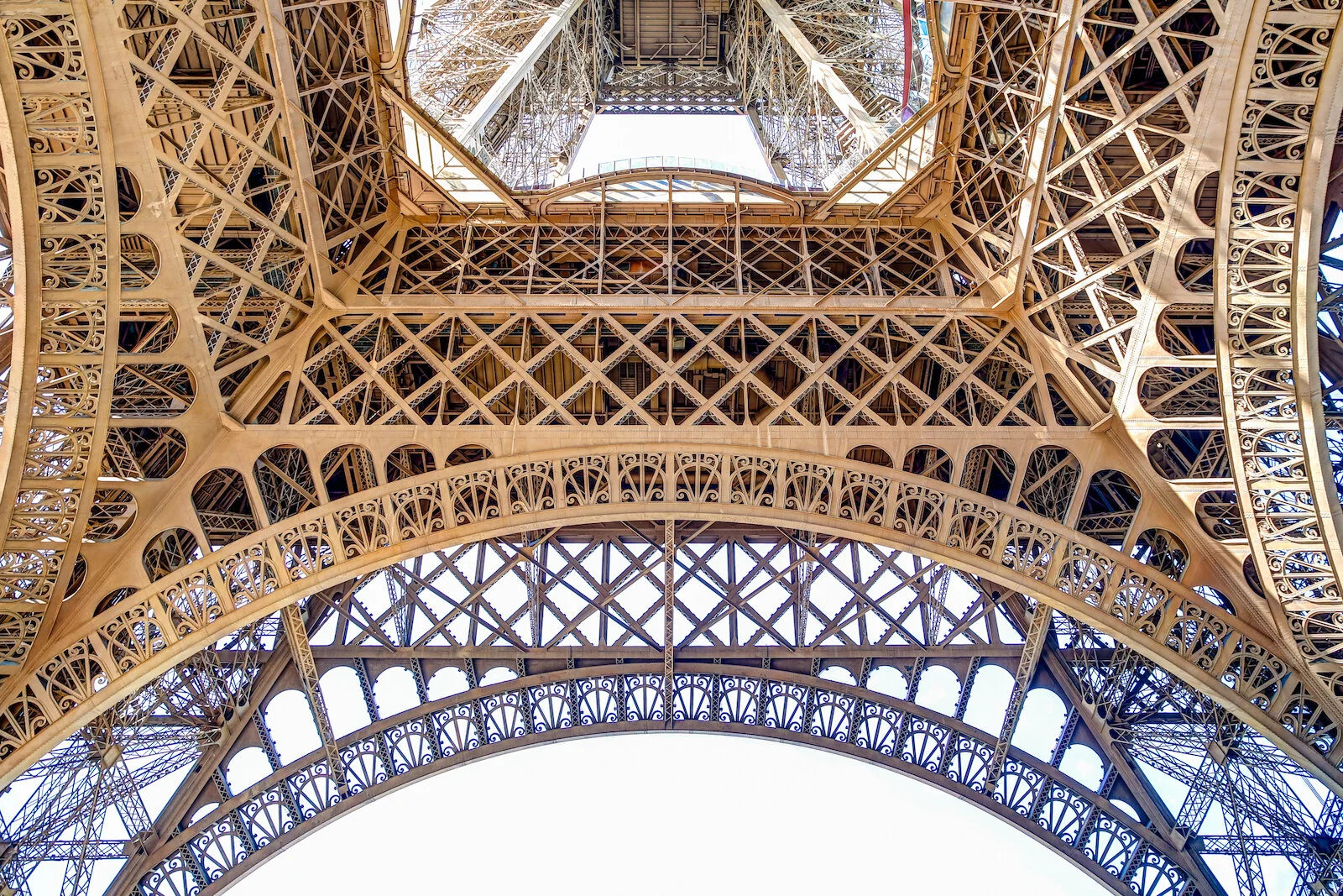 2019 PARIS EIFFEL TOWER-44.JPG