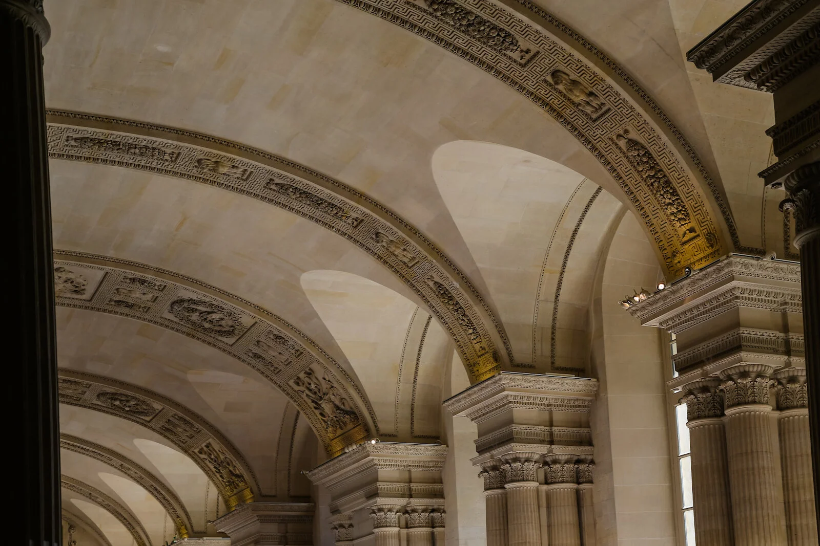 2019 PARIS LOUVRE-43.JPG