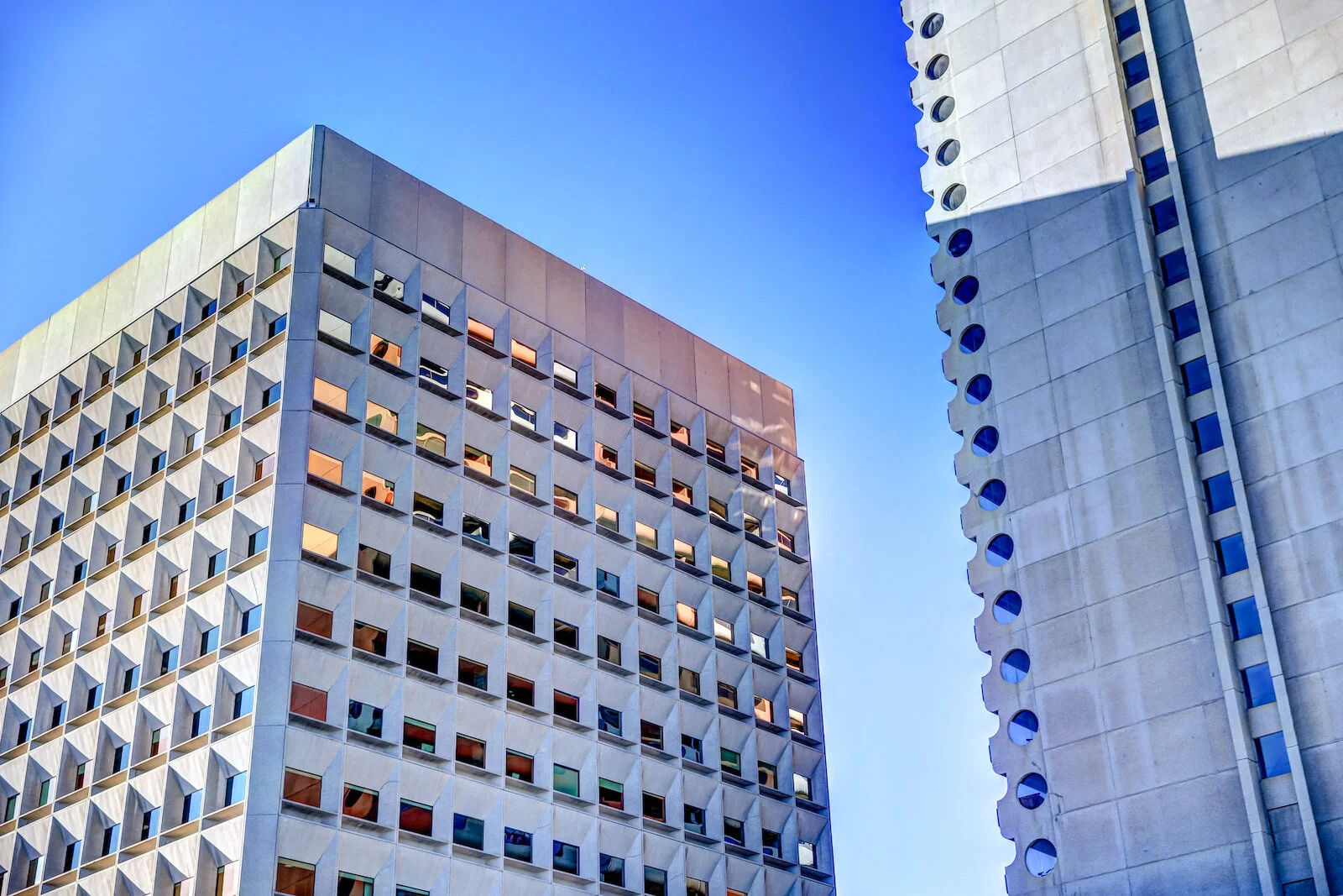 2019 Calgary Skyline Winter Colour-16.JPG