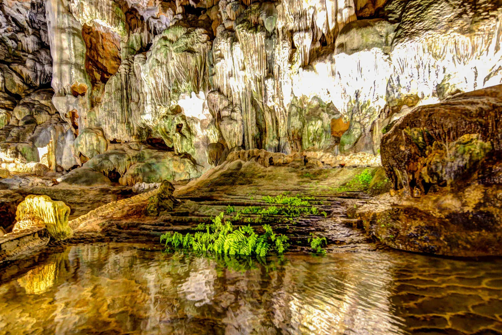 ASIA 2019 HALONG BAY-54.JPG