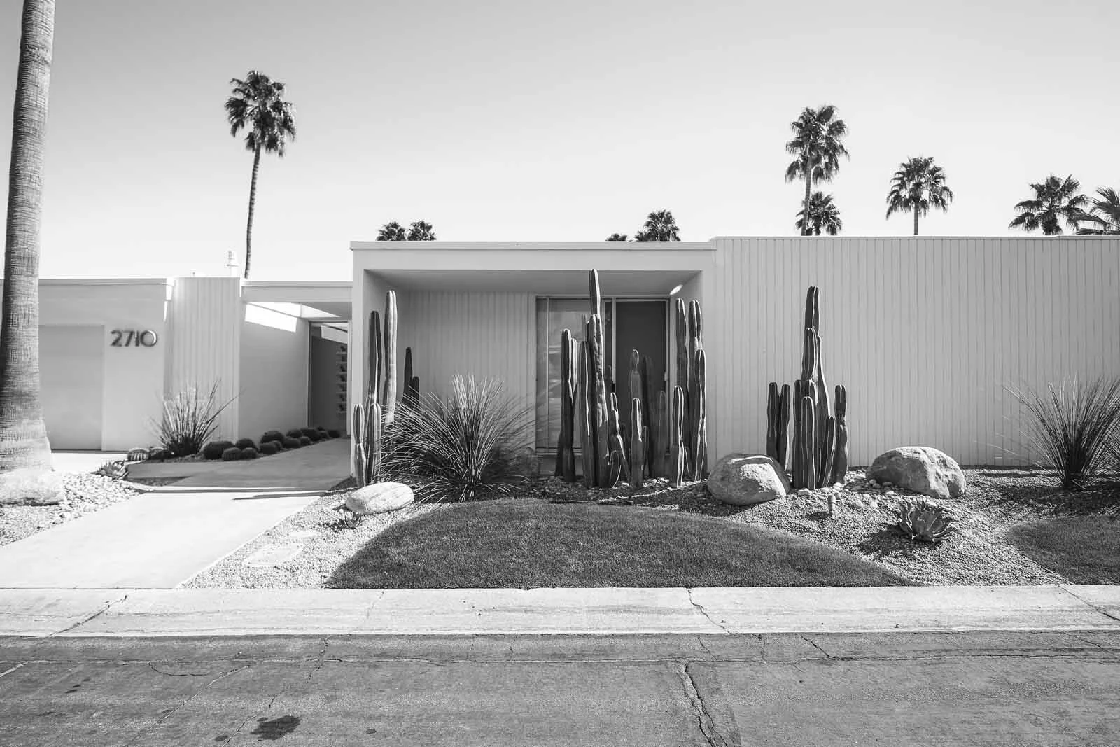 2016 PS BW ARCHITECTURE-8.JPG