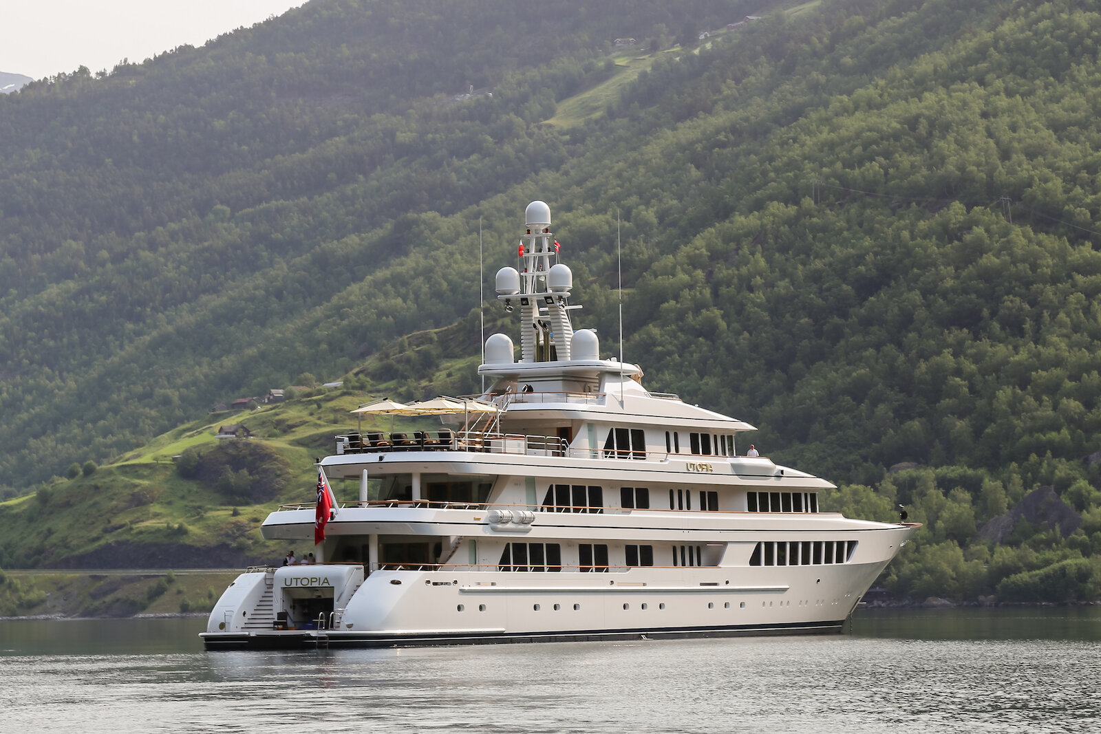 2013 EUROPE FLOM-2.JPG