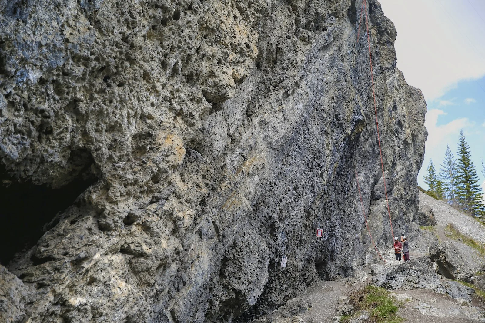 2017 CANMORE A36Y9646-2.JPG