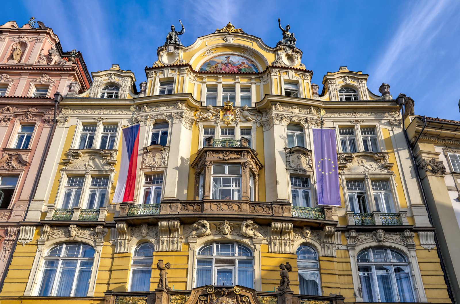 2024 EU PRAGUE CITYSCAPES-99.jpg