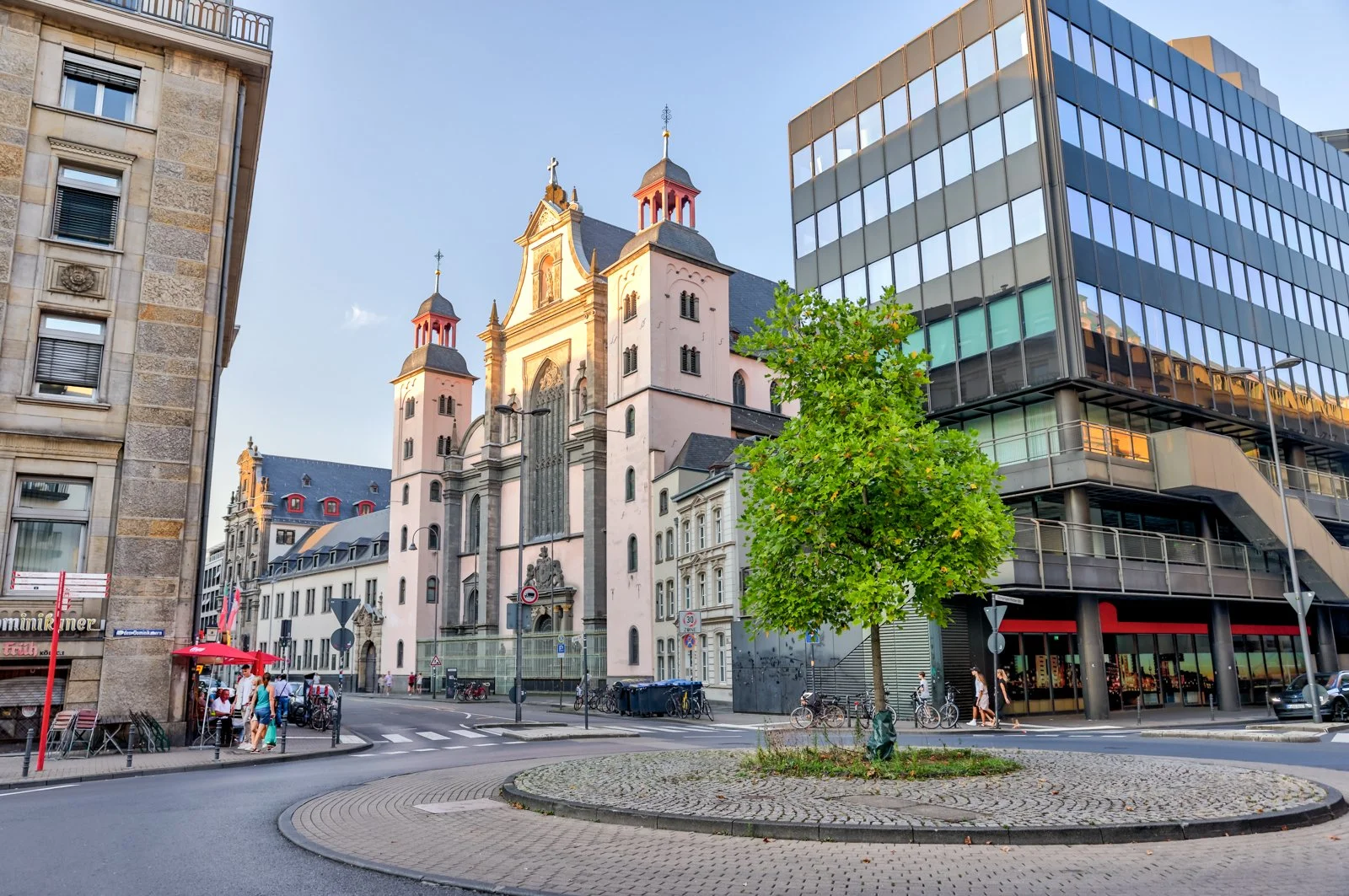 2024 EU KOLN CITYSCAPES-2.jpg