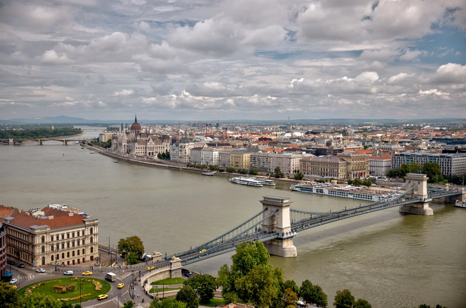 2025 BUDAPEST CASTLE-34.jpg