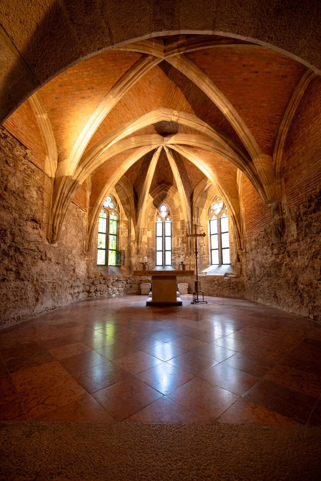 2025 BUDAPEST CASTLE-54.jpg