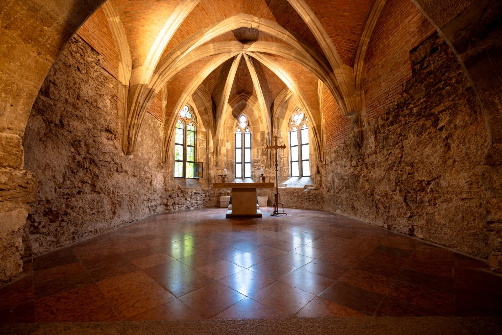 2025 BUDAPEST CASTLE-55.jpg