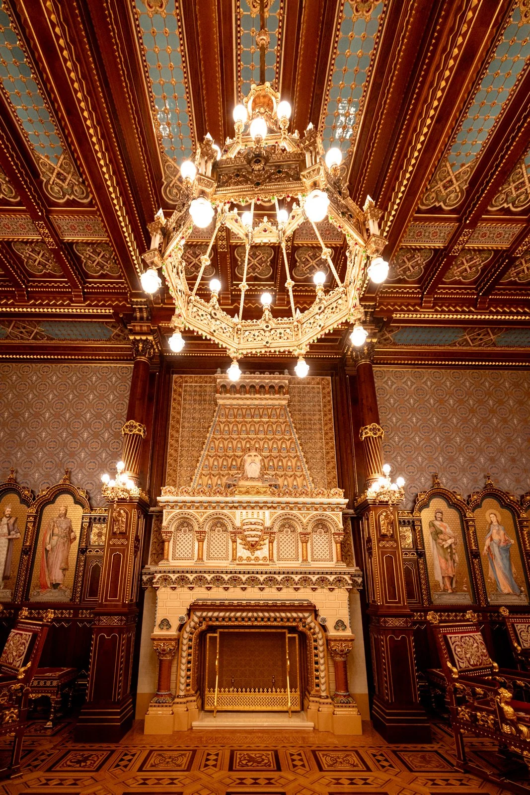 2025 BUDAPEST CASTLE-72.jpg