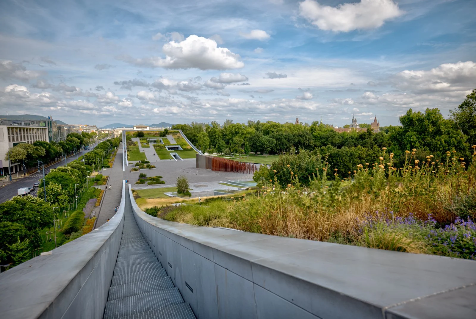 2025 BUDAPEST CITY PARK-13.jpg