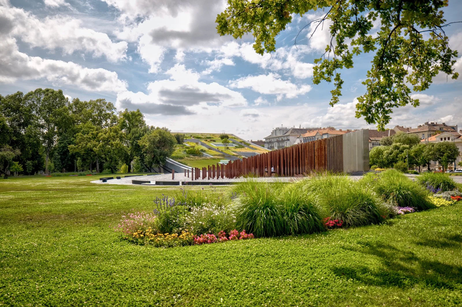 2025 BUDAPEST CITY PARK-17.jpg