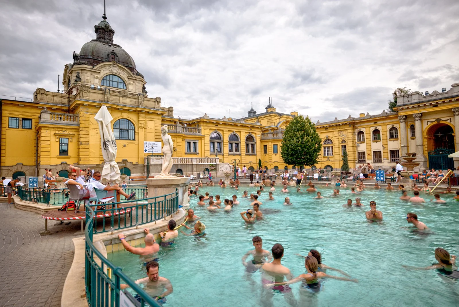2025 BUDAPEST CITY PARK-116.jpg