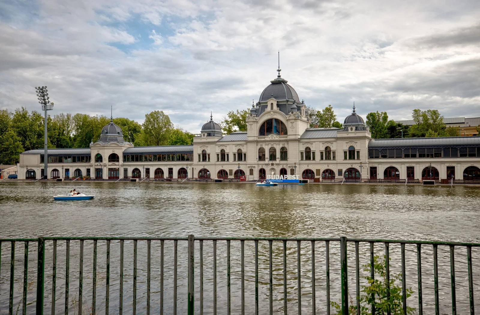 2025 BUDAPEST CITY PARK-122.jpg